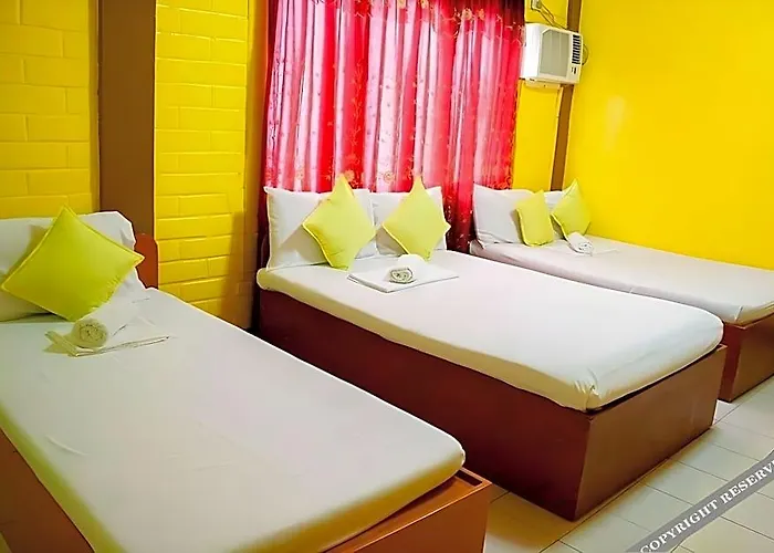 La Maria And Tourist Hotel 2*